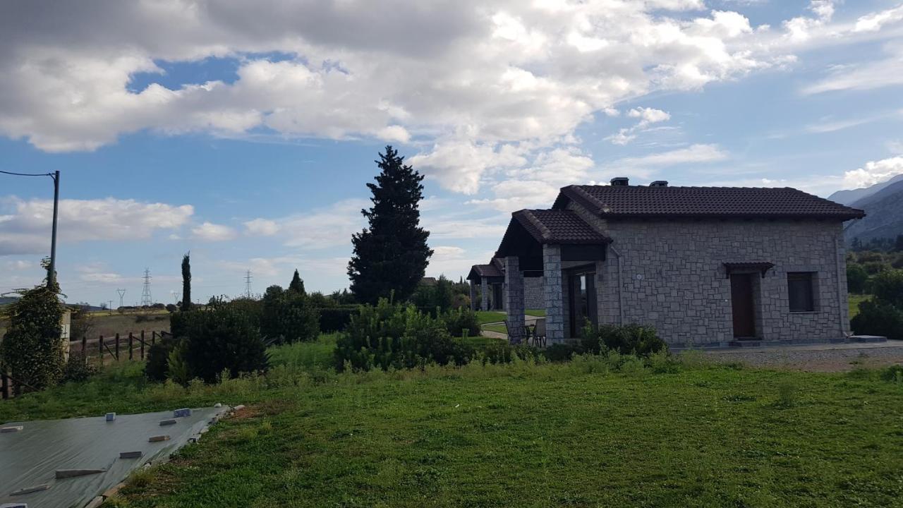 Lithos Villas Amfikleia Exteriör bild